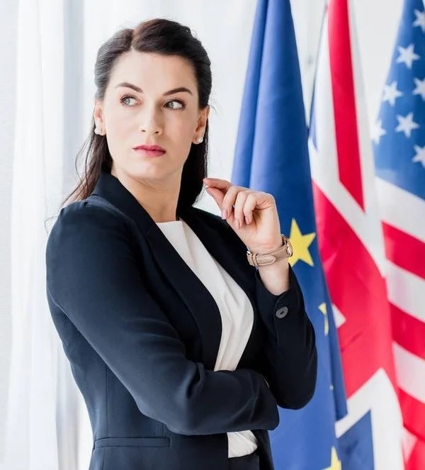 Maktab el Visa advisor